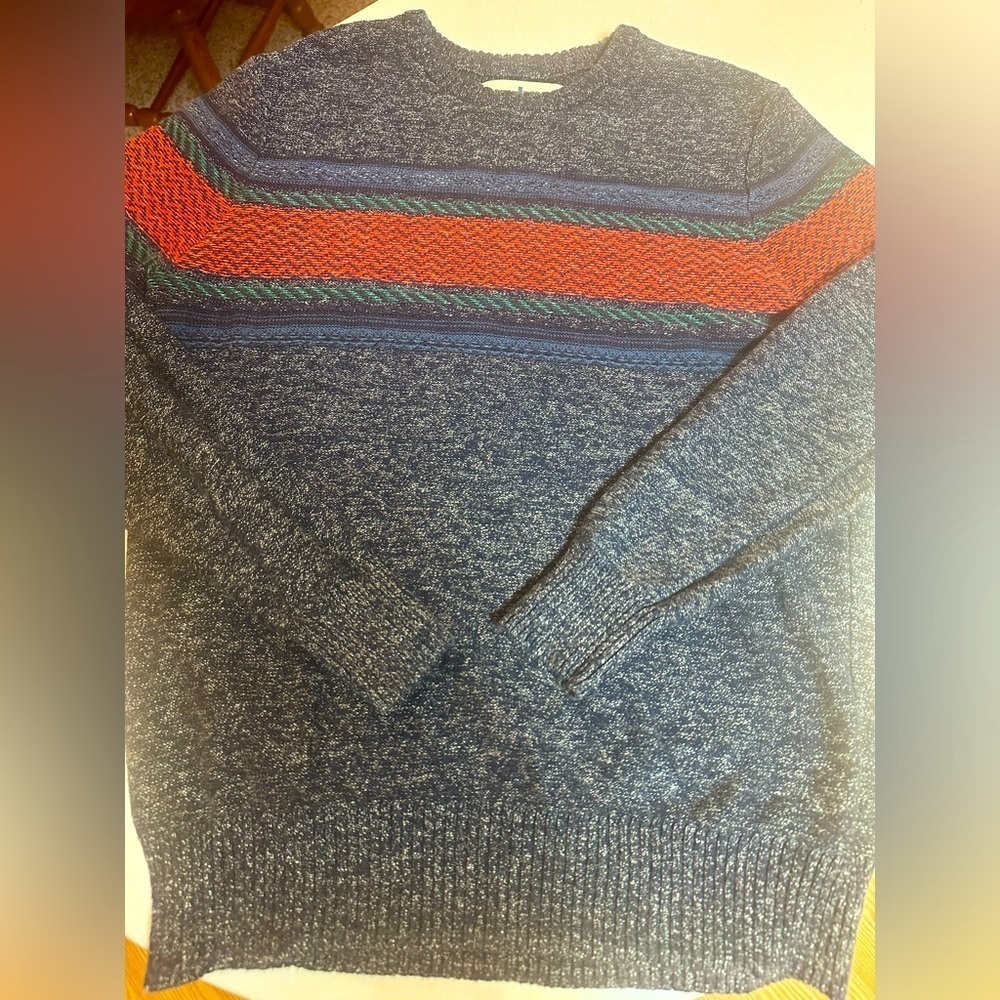 Urban Pipeline Multi Colored Sweater Size Medium